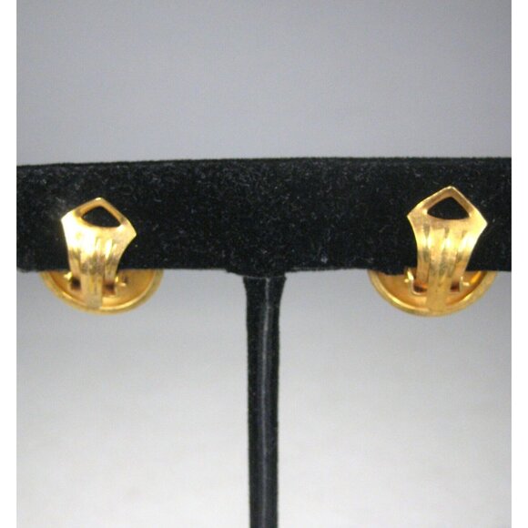 Calligraphy Earrings CLIP ON Goldtone Vintage 1950 Estate Enamel Button - Picture 6 of 6